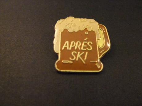 Après-ski uitgaan, drinken, dansen en feestvieren na het skiën ( bierpul)
